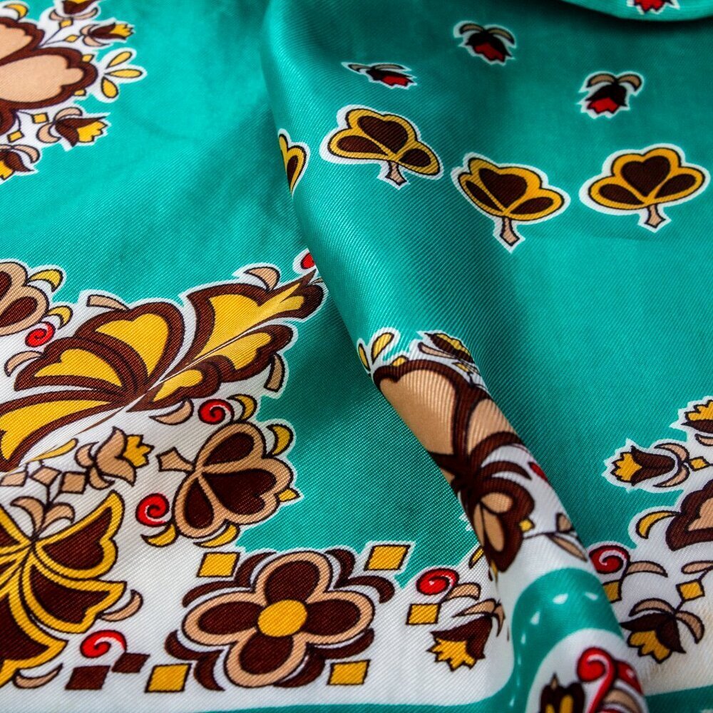 Vintage Floral Scarf | Amazing Color and Print | 27"x27" | Hair Scarf | - Picture 7 of 8